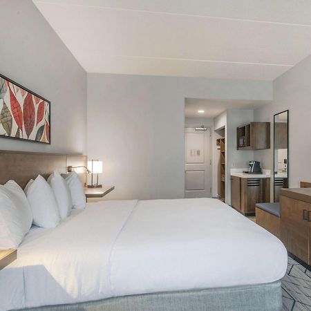 Hilton Garden Inn Raleigh Кари Екстериор снимка