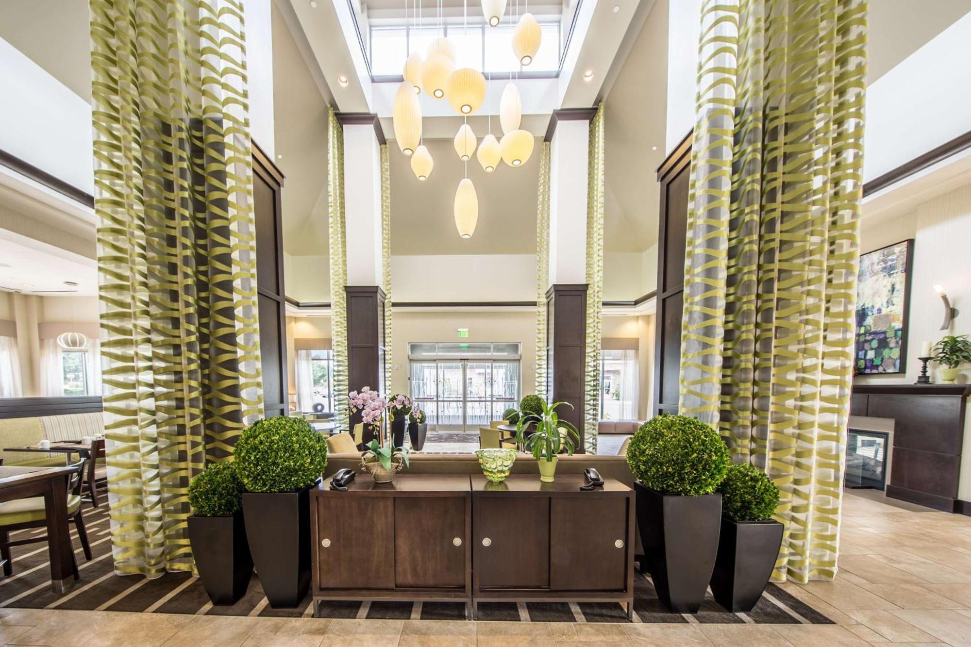 Hilton Garden Inn Raleigh Кари Екстериор снимка