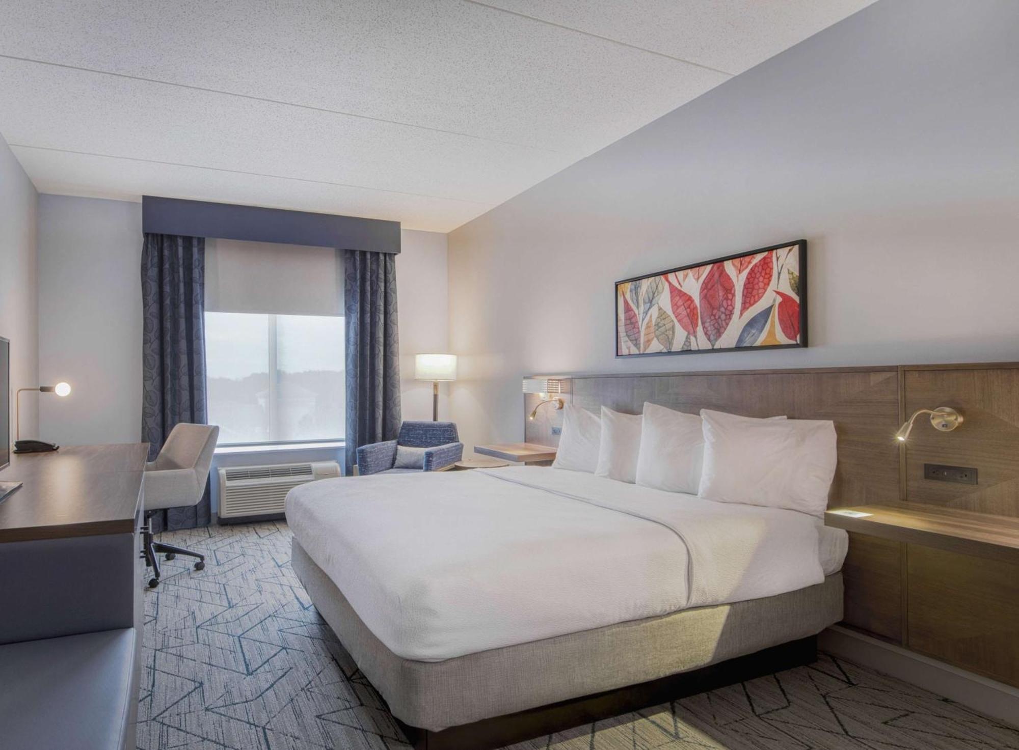 Hilton Garden Inn Raleigh Кари Екстериор снимка